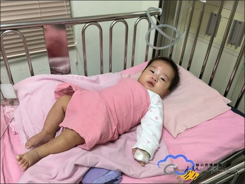 果果給了我一個小叮噹口袋,在我肚子上留下一道微笑袋口,雖然沒有時光機跟任意門,卻從此擁有了各式神力要來當一個好媽媽! - 第31張圖