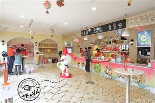 台南(四)安平【林永泰興蜜餞行、Doga繽紛彩色屋、安平貓小巴、廣富號、安平古堡、安平 老街迷你棺材板、新臨安橋夜景】 - 第12張圖