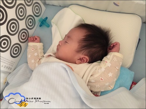 果果給了我一個小叮噹口袋,在我肚子上留下一道微笑袋口,雖然沒有時光機跟任意門,卻從此擁有了各式神力要來當一個好媽媽! - 第23張圖