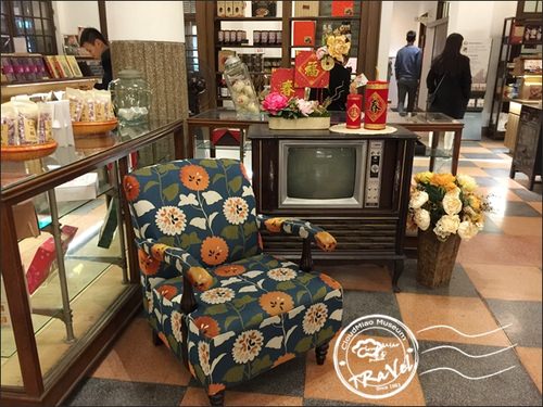 台南(六)中西區,神農街海安路一帶【黃家米糕、花見宇治抹茶甘味處、林百貨】→安平拍攝新臨安橋夜景(在安平那篇)→買啵蒡牛蒡脆餅 - 第21張圖
