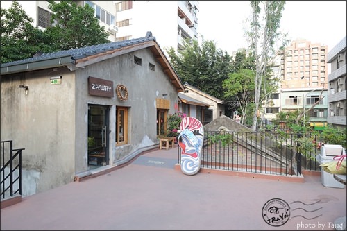 Tigger Family 三天兩夜中部小旅行(三)【台中】「范特喜 綠光計劃」自來水廠老眷舍變身藝文小巷→忠信市場 - 第11張圖