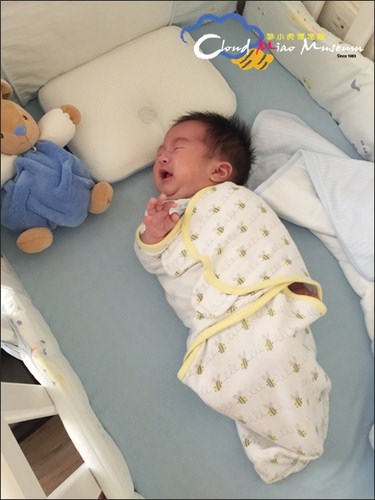 果果給了我一個小叮噹口袋,在我肚子上留下一道微笑袋口,雖然沒有時光機跟任意門,卻從此擁有了各式神力要來當一個好媽媽! - 第11張圖