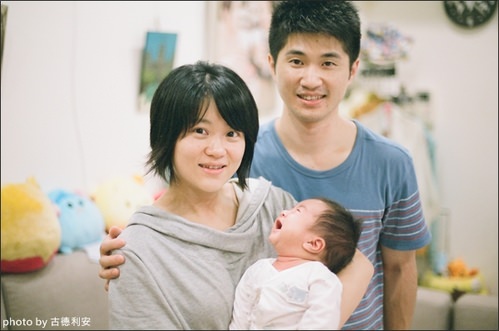 果果給了我一個小叮噹口袋,在我肚子上留下一道微笑袋口,雖然沒有時光機跟任意門,卻從此擁有了各式神力要來當一個好媽媽! - 第78張圖