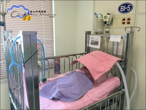 果果給了我一個小叮噹口袋,在我肚子上留下一道微笑袋口,雖然沒有時光機跟任意門,卻從此擁有了各式神力要來當一個好媽媽! - 第29張圖
